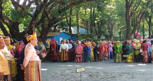 Segenap Jajaran Direksi RSUP Dr. Wahidin Sudirohusodo Makassar Gelar Upacara Bendera di Hari Kemerdekaan RI Ke-78