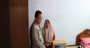 Kapolres Jepara Sempatkan Waktu Jenguk Anak Alami Kecelakaan Tersengat Listrik