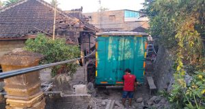 Kecelakaan Lalu Lintas Menyebabkan Keruskan Serius Telah Ditangani Unit Laka Polres Jembrana