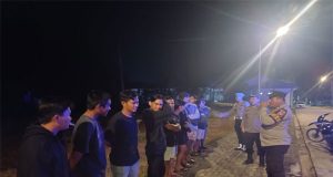 Patroli Gabungan Piket Fungsi Polres Sekadau, Ciptakan Kamtibmas Aman di Malam Hari