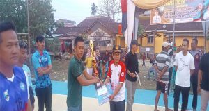 Turnamen Volly Bal Bupati Cup Pesisir Barat Tahun 2023 Tim Putra Marang Raih Juara Satu