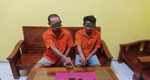 Dua orang tersangka narkoba jenis Sabu-Sabu Diringkus Tim Opnal Polsek Kampar kiri