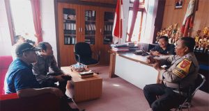 Polisi RW di Br.Baler Setra Memperkuat Keamanan Lingkungan Setempat