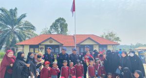 Wisata Juang Murid TK Sophiyya di Mako Batalyon C Pelopor Satbrimob Polda Kalbar