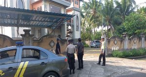 Minggu Kasih, Personil Polsek Melaya Dialogis Dengan Jemaat Gereja Katolik Hati Kudus Yesus Palasari Desa Ekasari Kecamatan Melaya