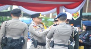 Kepolisian Daerah Kalimantan Barat Laksanakan Apel Gelar Pasukan Operasi Mantap Brata 2023-2024