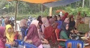 Masyarakat Nagari Tanjung Sani Kecamatan Tanjung Raya Ex Bencana Alam Kecewa Atas kebijakan Pemkab Agam