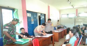 Babinsa 09/Jgb, Dampingi Penyaluran Beras Dari Bulog