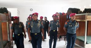 Danyonif 9 Marinir Beserta Perwira Yonif 9 Marinir Tinjau Sarana Dan Pra Sarana Di Ksatrian