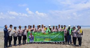 Peduli Lingkungan, Polres Mimika Lakkukan Aksi Tanam 1.000 Pohon Mangrove Serentak