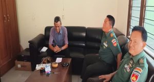 Ciptakan Kondusifitas Wilayah, Danramil 05/Mayong Berkunjung dan Silaturahmi Ke Petinggi Desa Pringtulis