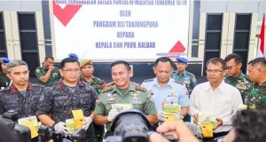 Pangdam XII/Tpr Serahkan 3 Tersangka dan Barang Bukti 15,75 Kg Sabu ke BNNP Kalbar, Dua Orang WNA Malaysia