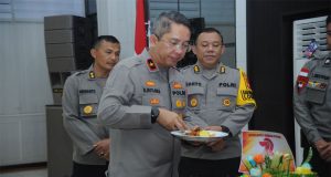 Wakapolda Kalbar Turut Saksikan Zoom Syukuran HUT Humas Polri Ke-72