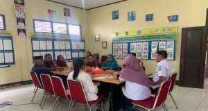 Babinsa 1202-05/SKB Hadiri Kegiatan Musdes P3KE