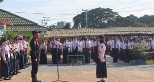 Brimob Kalbar Go To School Tanamkan Pancasila Sejak Dini