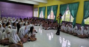 Tekan Angka Bullying Sat Lantas Polres Langkat Laksanakan Goes To School