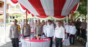 Kapolda Kalbar Ikuti Gerakan Nasional Kick Off Penanaman 10 juta Pohon Serentak Se-Indonesia