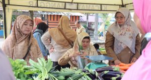 Operasi Pasar Murah Kecamatan Manggar Untuk Kendalikan Inflasi