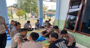 Polres Humbahas Serta Jajaran Melaksanakan Giat Jumat Curhat