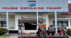 Kapolres Kab Talaud AKBP Muhammad Chaidir SH, SIK, MM Melalui Kasi Propam Polres Kab Kep Talaud IPDA Matrial Barahama SH Tindaki Anggota Yang Nakal