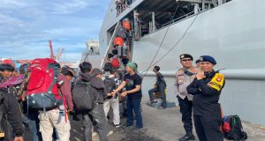 Dansatbrimob Polda Kalbar Menjamin Keamanan Peserta Kongres HMI Ke-XXXII & Munas Komati Ke-XXV Mulai Dari Kedatangan, Pelaksanaan Hingga Kepulangan