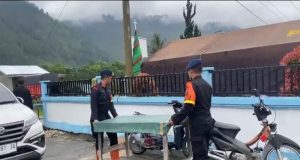 Polda Sumut Dirikan Tenda Serba Guna Bantu Anak-Anak Korban Longsor Humbahas Ujian Semester