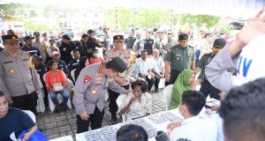 Pada Kunkernya Kapolri dan Panglima TNI di Maluku Berikan Bantuan Kesehatan Gratis