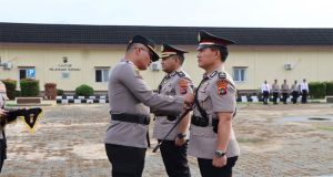AKBP Arif Kurniatan, S.I.K., M.M., Pimpin Upacara Sertijab Kabag Ops Polres Beltim