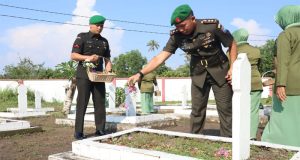 Warnai Peringatan Hari Juang TNI AD Ke 78, Kodim 1203/Ktp Laksanakan Ziarah Dan Tabur Bunga Di Taman Makam Pahlawan Tanjungpura Ketapang