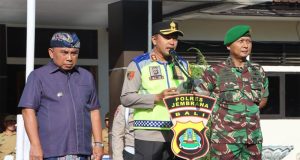 Persiapan Pengamanan Nataru Kapolres Jembrana Pimpin Apel Gelar Pasukan Operasi Lilin Agung 2023