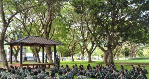 Komandan Batalyon Infanteri 9 Berikan Arahan kepada Personil Marinir Yang Emban Tugas Satgas Pamtas RI-PNG