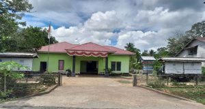 Kades Sui Ambangah Diduga Masa Bodoh Terkait Papan Nama dan Papan Bicara