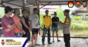 Aipda Nasirwan, Bhabinkamtibmas Desa Tekulai Bugis, Melakukan Cooling System dan Sosialisasi Pemilu Damai 2024 Bersama Masyarakat