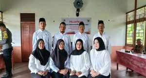 Bhabinkamtibmas Aipda Mulyono Menghadiri Pelantikan dan Pengambilan Sumpah Para Ketua dan Anggota BPD Desa Pematang Gadung