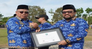 Tiga OPD Terima Penghargaan Evaluasi SAKIP 2002