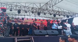 Acara Milad ke 3 PLBK Yang di Hadiri Anggota Dewan Tedi Setiadi dan Anggota DPR-RI Heri Gunawan Berjalan Lancar