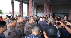 Setelah Turunkan Tim Khusus ke Polres Ketapang, Kapolda Kalbar Memberhentikan Kasat Reskrim, Kapolsek dan Beberapa anggota Polres Ketapang dari Jabatannya Dalam Rangka Pemeriksaan