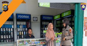 Binmas Polsek Tanah Merah Beraksi: BRIPDA Melisa Dewi Pertama Lakukan ‘Cooling System’ dan Sosialisasi Pemilu Damai 2024