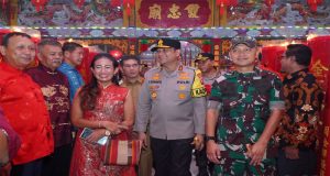 Berikan Rasa Aman, Kapolda Kalbar Cek dan Pantau Situasi Kamtibmas Saat Perayaan Imlek 2575
