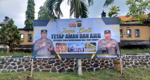 Polsek Melaya : Spanduk Bagian dari Sarana Ajakan, Himbauan Untuk Pemilu Aman dan Damai