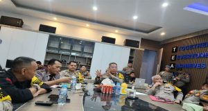 Wakapolda Kalbar Pimpin Analisa Dan Evaluasi Operasi Mantap Brata Kapuas 2024 Di Command Center Polda Kalbar