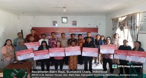 Kemensos Serahkan Santunan Ahli Waris 12 Korban Bencana Banjir dan Tanah Longsor Simangulampe