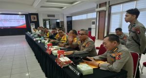 Pastikan Manajemen OMB Kapuas 2023-2024 Berjalan Sesuai Renops Tim Pengawasan Operasi Itwasum Polri laksanakan Kunjungan Kerja di Polda Kalbar