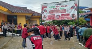 Aksi Damai dari DPD Ikatan Mahasiswa Muhammadiyah Kalbar (IMM) di Kantor KPU dan Bawaslu Provinsi Kalbar Berlangsung Aman