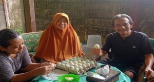 “KB” Ala Dr. H. Supomo M.m dan Hj. Purbo Wahyuni S.Sos