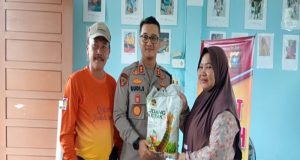 Kapolres Inhil dan Camat Tembilahan: Sentuhan Kemanusiaan di Panti Lansia