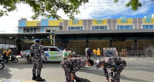 Prajurit LANAL Nabire Laksanakan Aksi Grebeg Sampah Bersama Masyarakat Dan Dinas Lingkungan Hidup