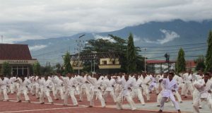 Polda Sulteng Gelar tradisi Kenaikan Sabuk Biru Kyu 5 Beladiri Polri