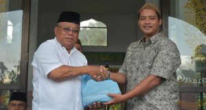 Pemkab Beltim Berikan 21 Kipas Angin Saat Safari Ramadan