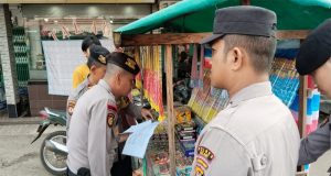 Polres Melawi Tindak Pelaku Penjual Petasan Tanpa Ijin